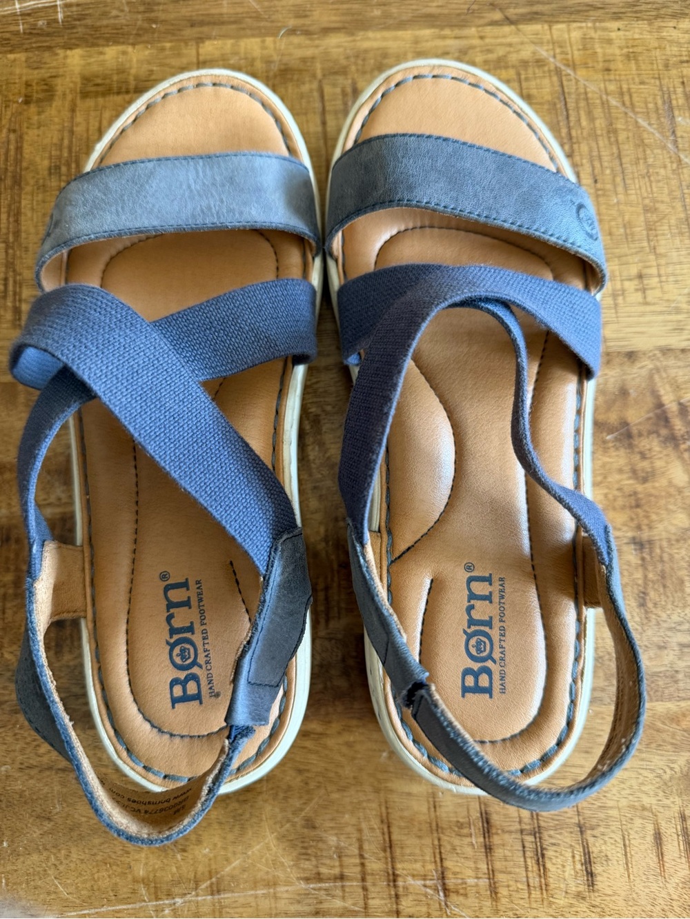 Born Women's Navy Crisscross Strap Sandals